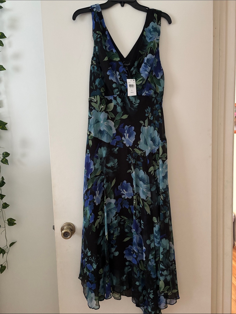 connected apparel Black Floral V-Neck Sleeveless Midi Dress - Blue & Green